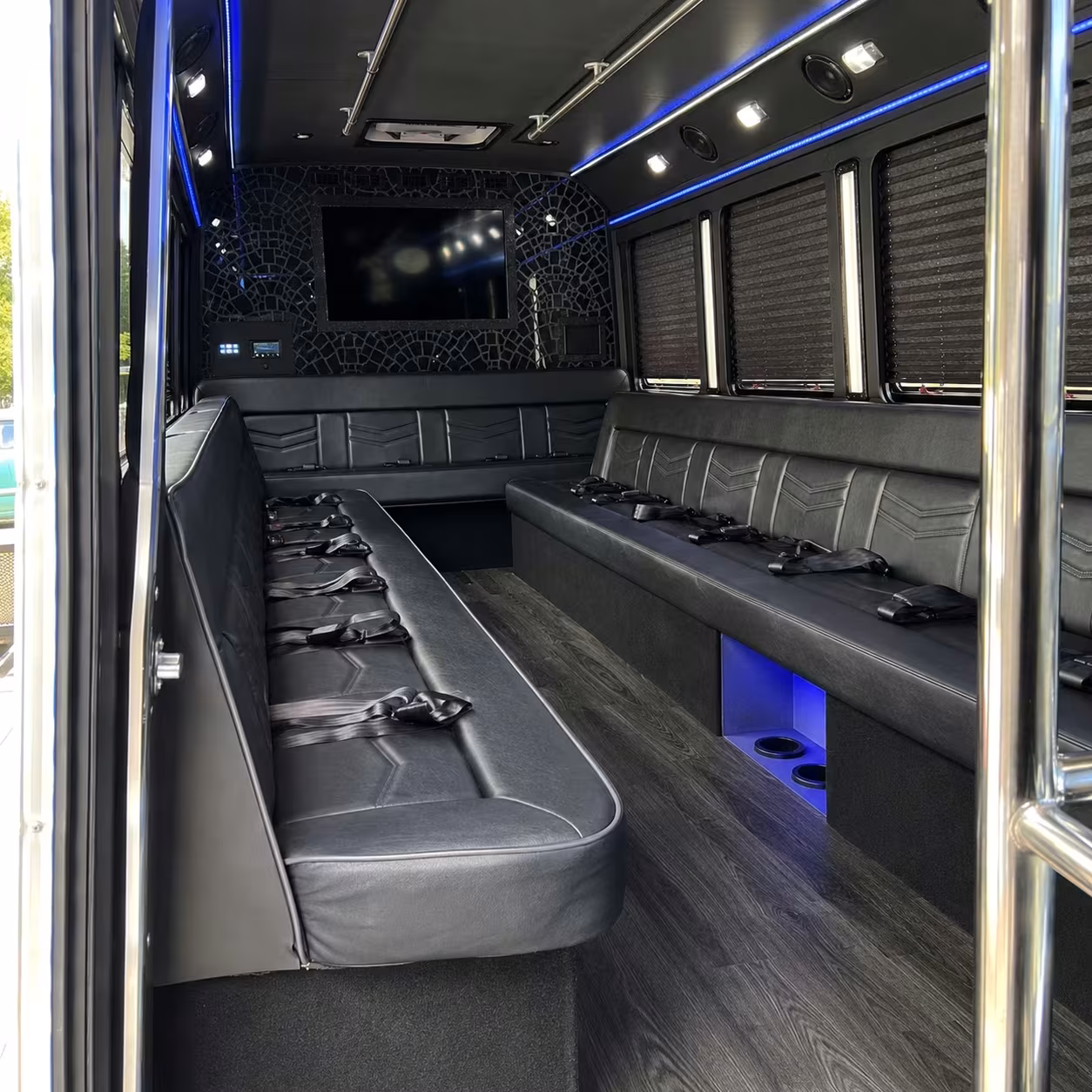 jersey city prom party buses for your whole group