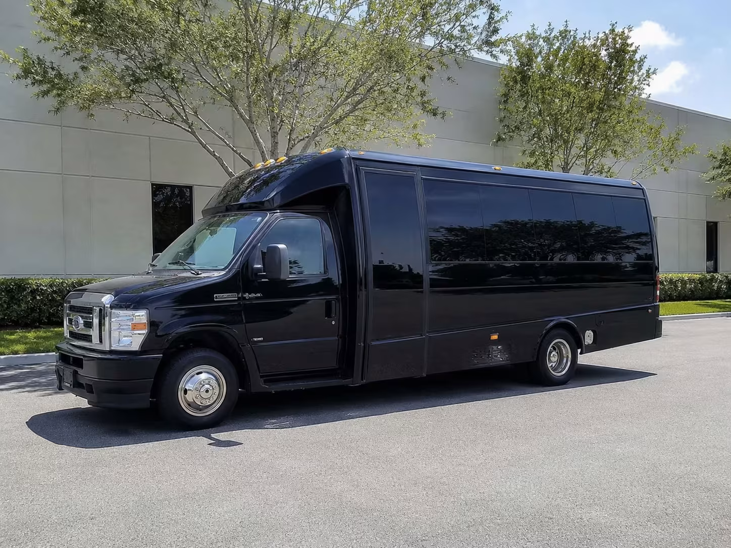 minibus rentals in jersey city for smaller prom groups